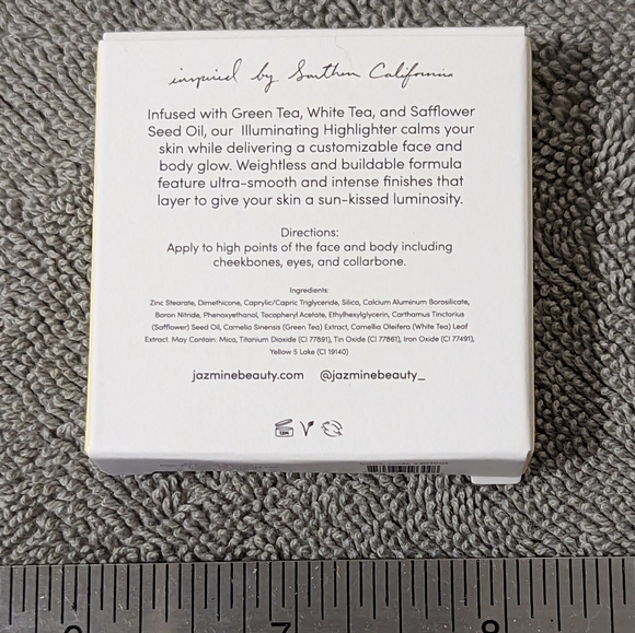 HIGHLIGHTING POWDER - Picture 2 of 3